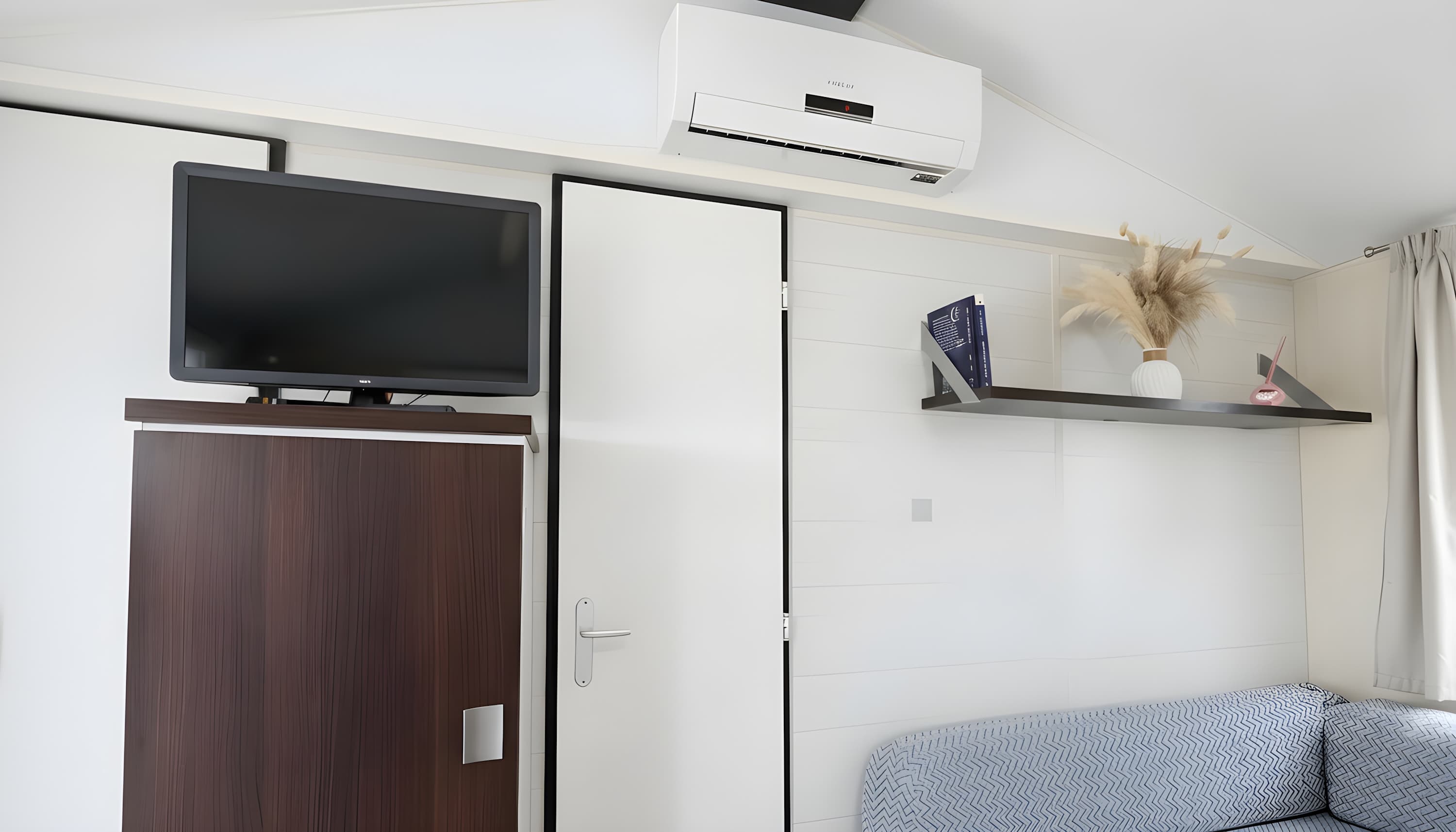Alojamiento en Conil a 5 min del mar, con WiFi y terraza con piscina - image 8