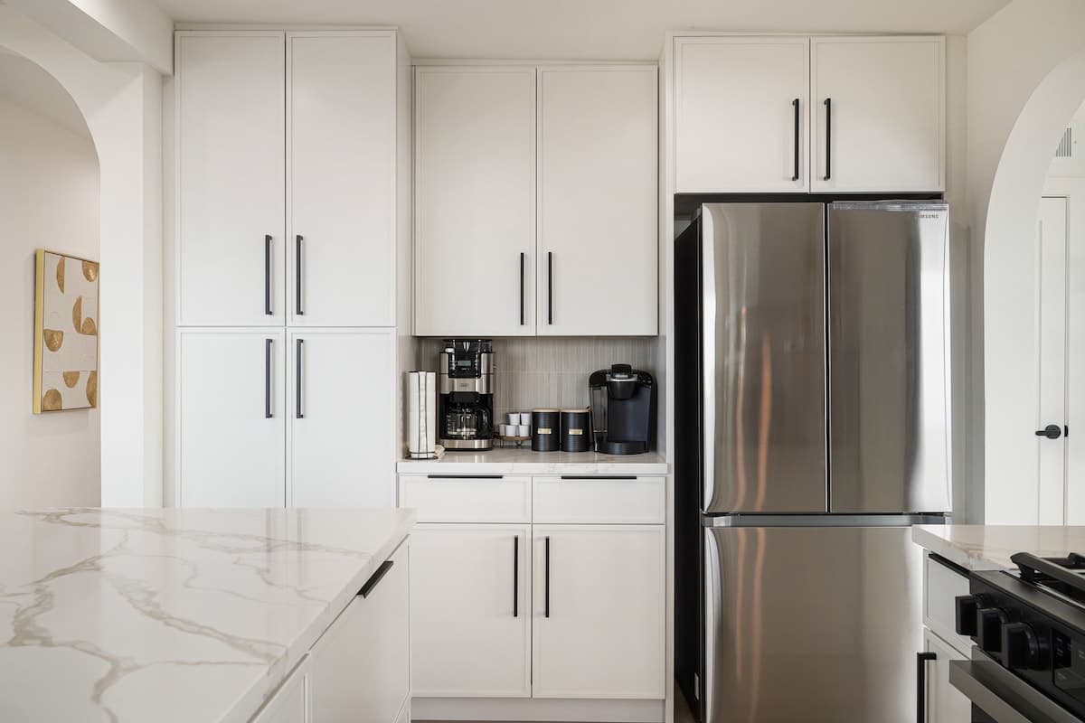 Luxury 3BR/2BA Home w/Ocean Sunset Views & Private Yard photo 39