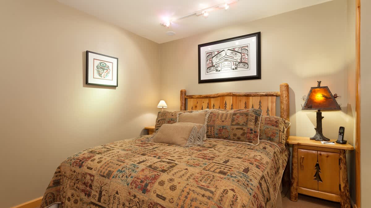 Hearthstone Lodge 3 4