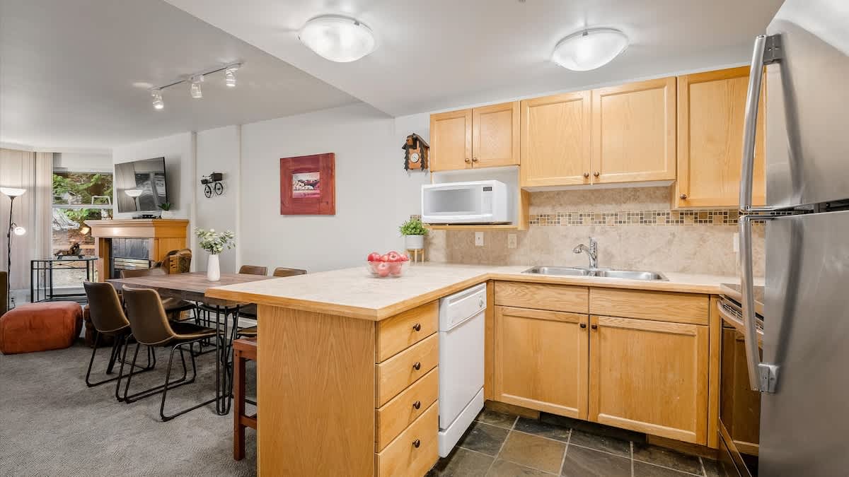 Woodrun Lodge 214 10