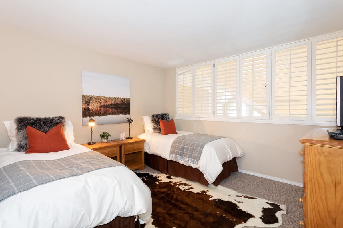 Glacier Lodge 318 10