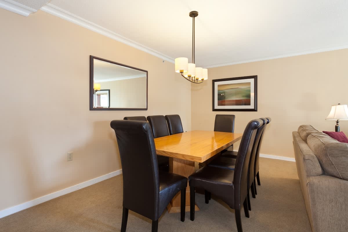 Woodrun Lodge 302 10