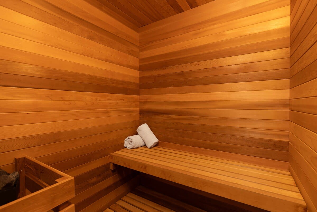 Hearthstone Lodge 2 7