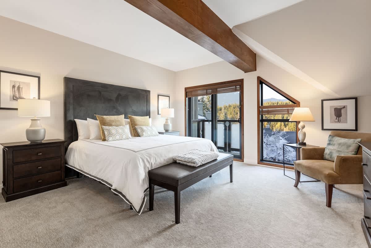 Blackcomb Greens 32 4