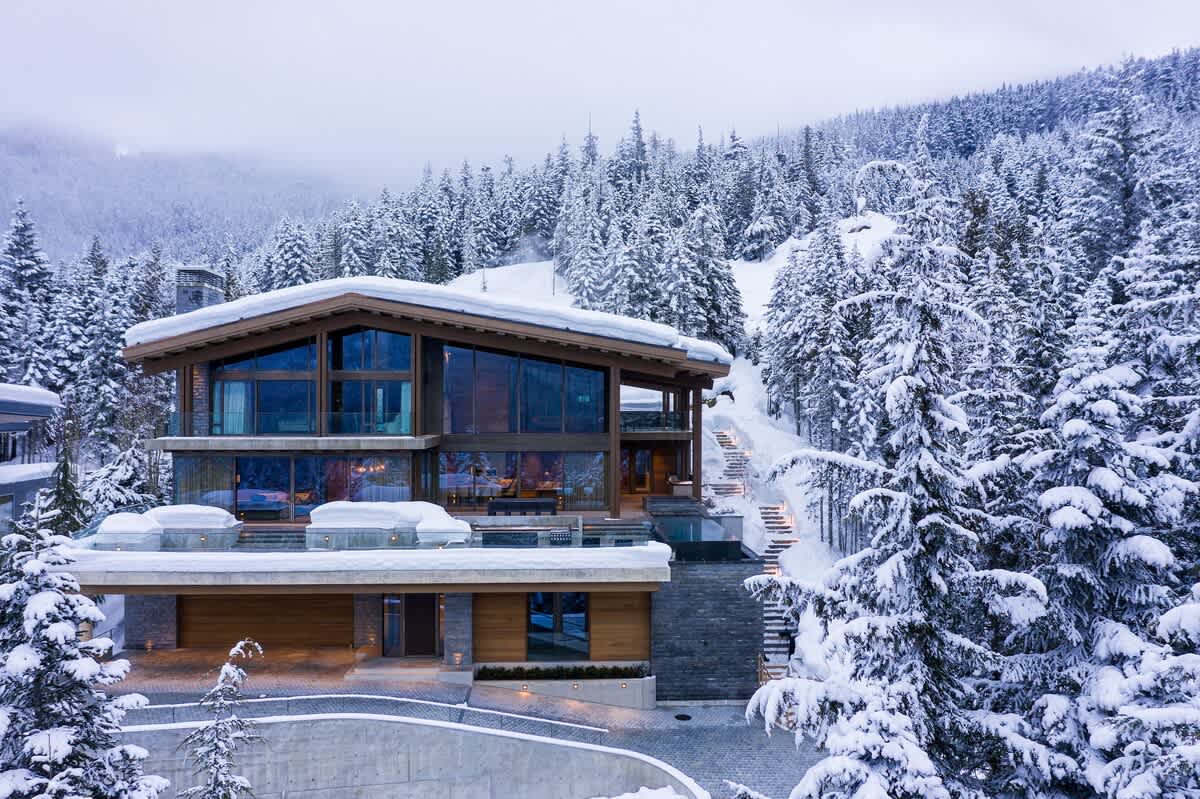 Kadenwood Mountainscape