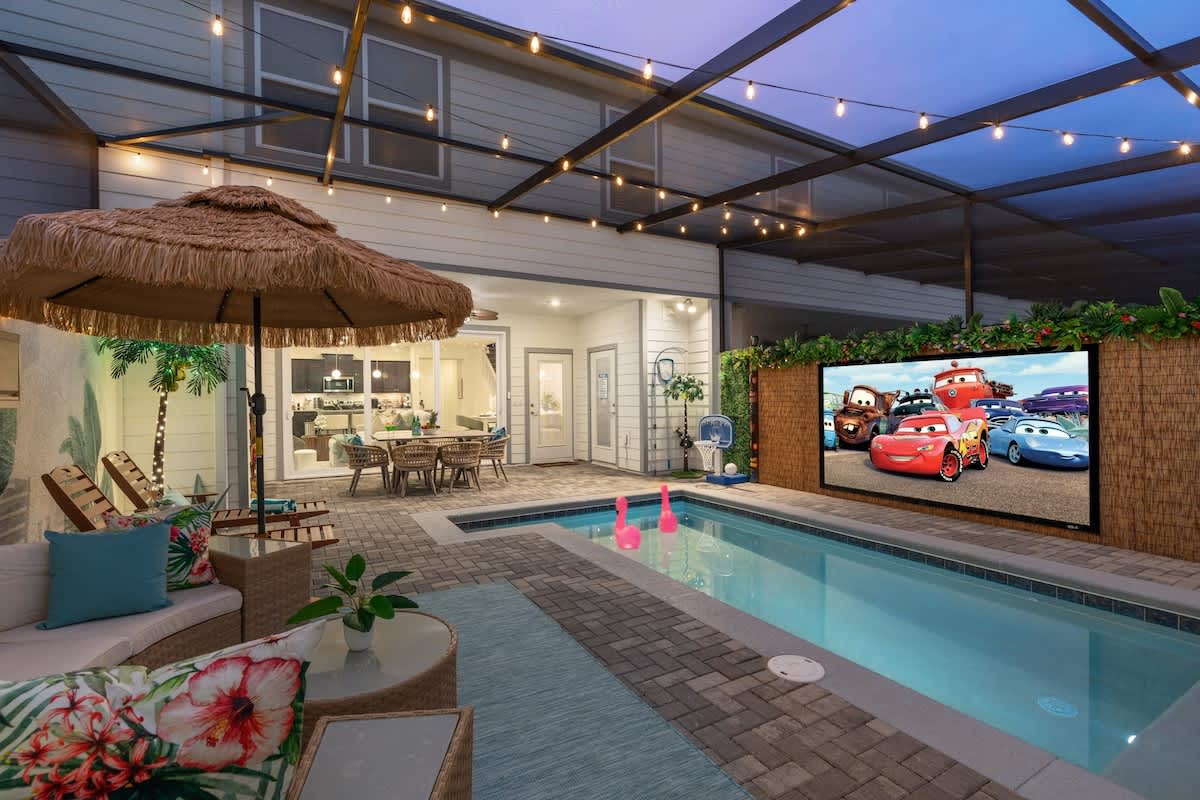 New Resort, Themed, Ultra Comfortable, Heated Private Pool, Game Room, Family Home Near Disney — Clermont, FL — vacation rental