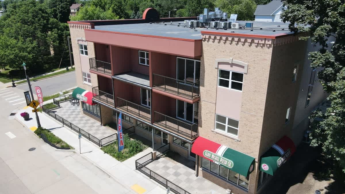 2 Bedroom - Main Street Sun Prairie WI — Sun Prairie, WI — vacation rental