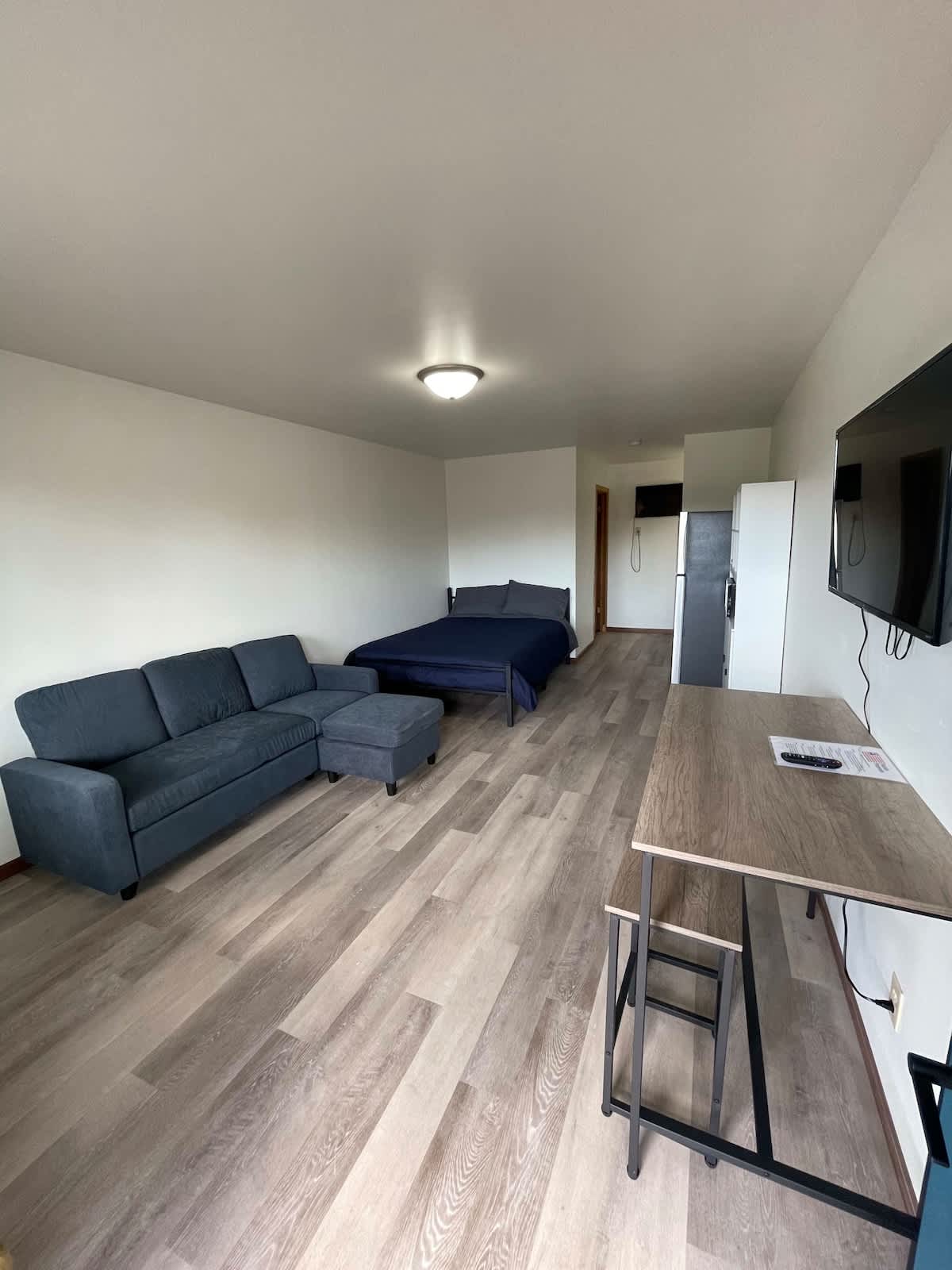 Unit 8 - Stand Rock Studios — Wisconsin Dells, WI — vacation rental
