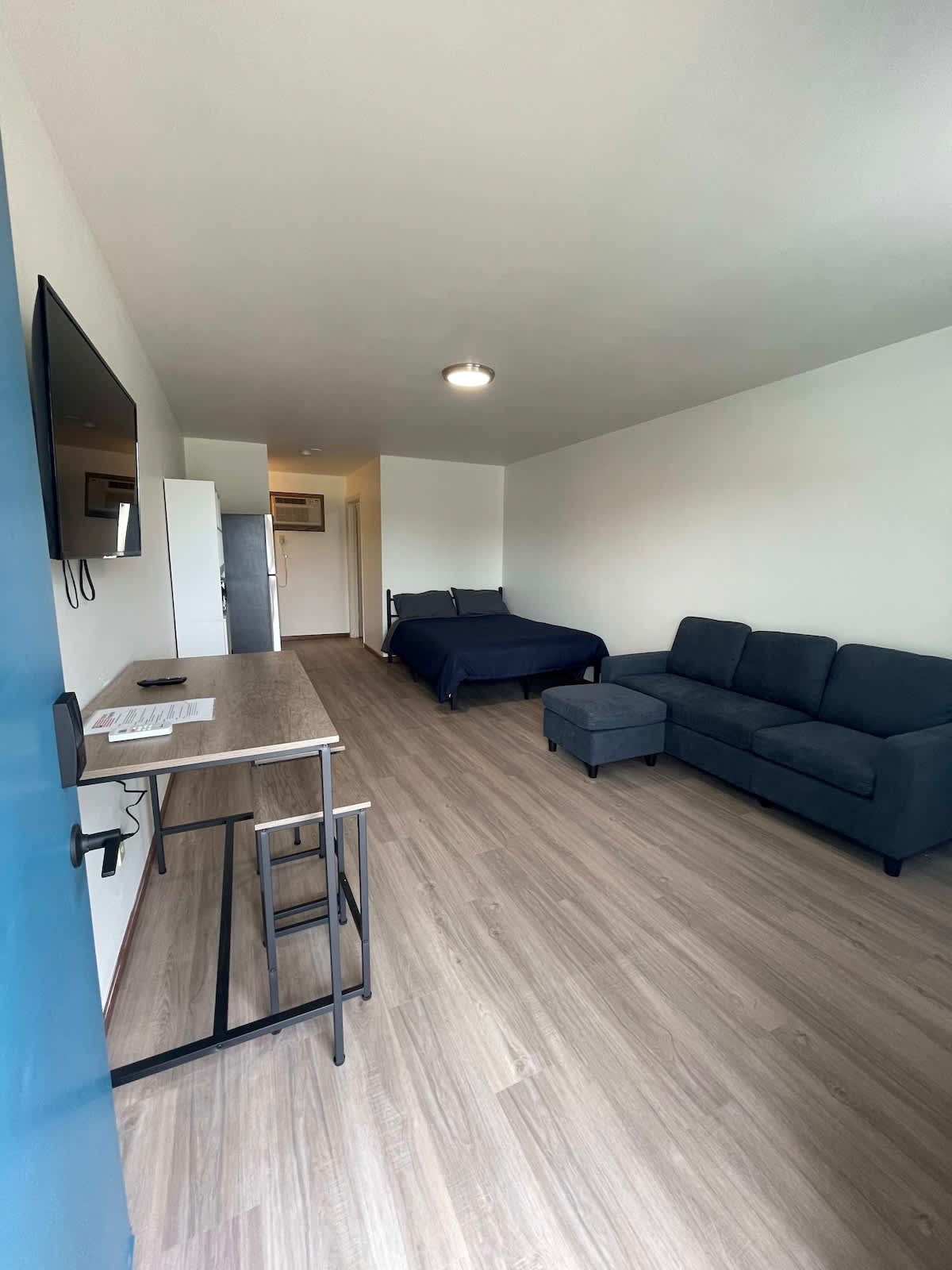 Unit 10 - Stand Rock Studios — Wisconsin Dells, WI — vacation rental