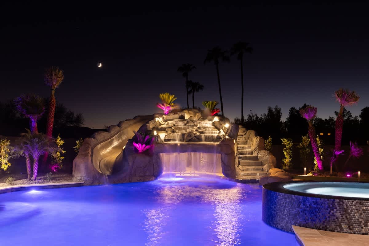 Estate on the Riviera Oasis