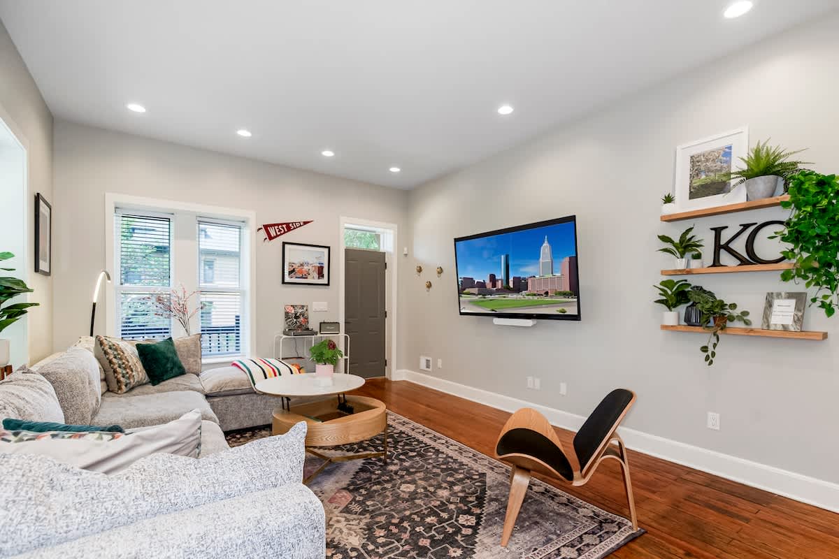 Westside Favorite | Walk To Crossroads + T-Mobile — Kansas City, MO — vacation rental