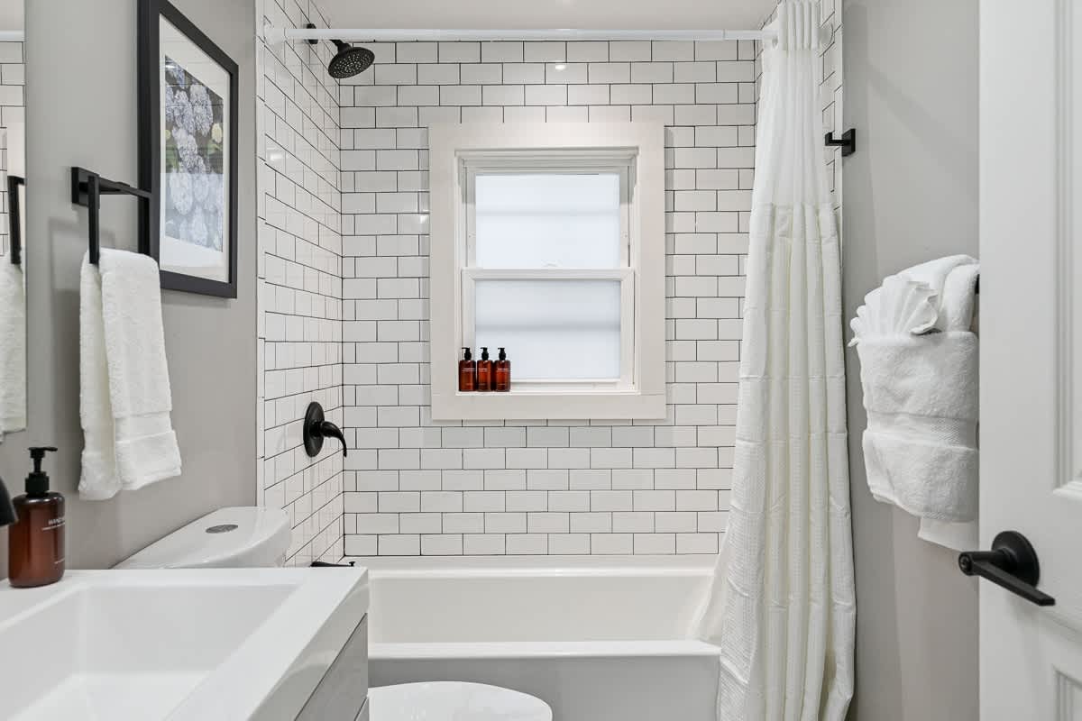 Federal HILL PRIDE 1 - Ground-Floor Flat