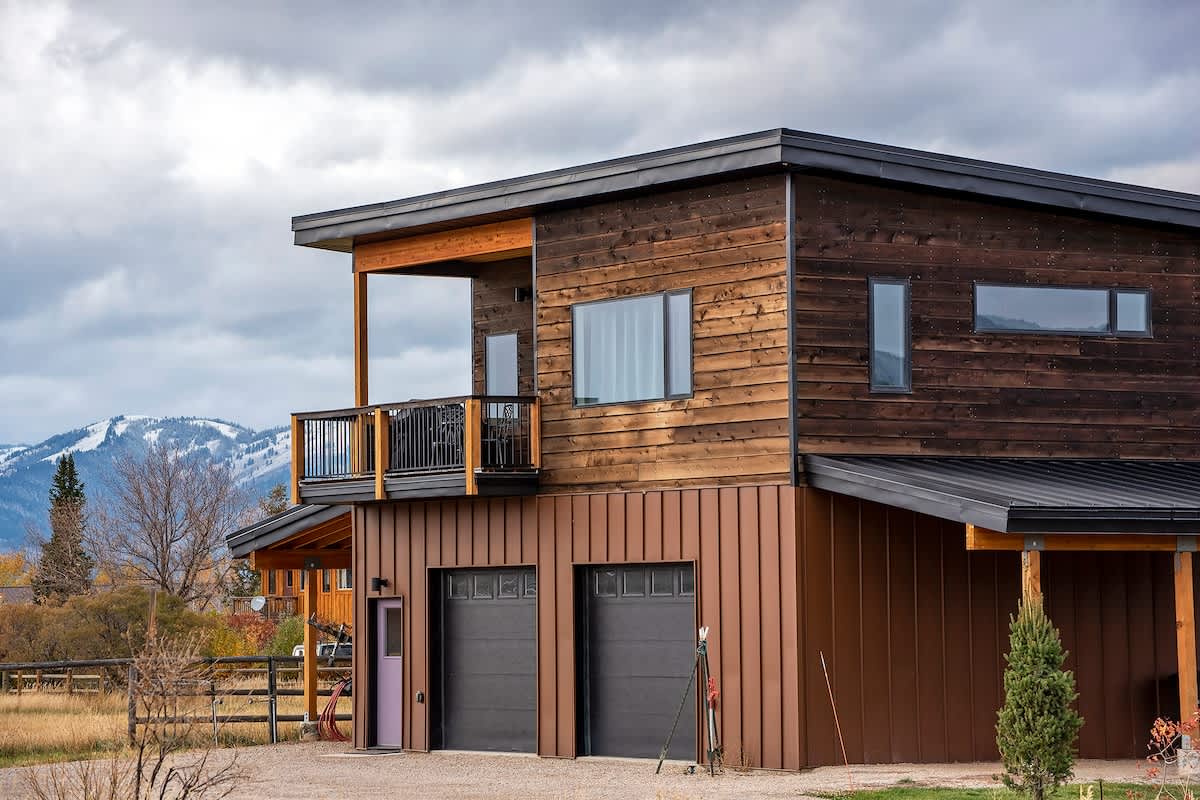 Downtown - Centrally located to Parks & Resorts — Victor, ID — vacation rental