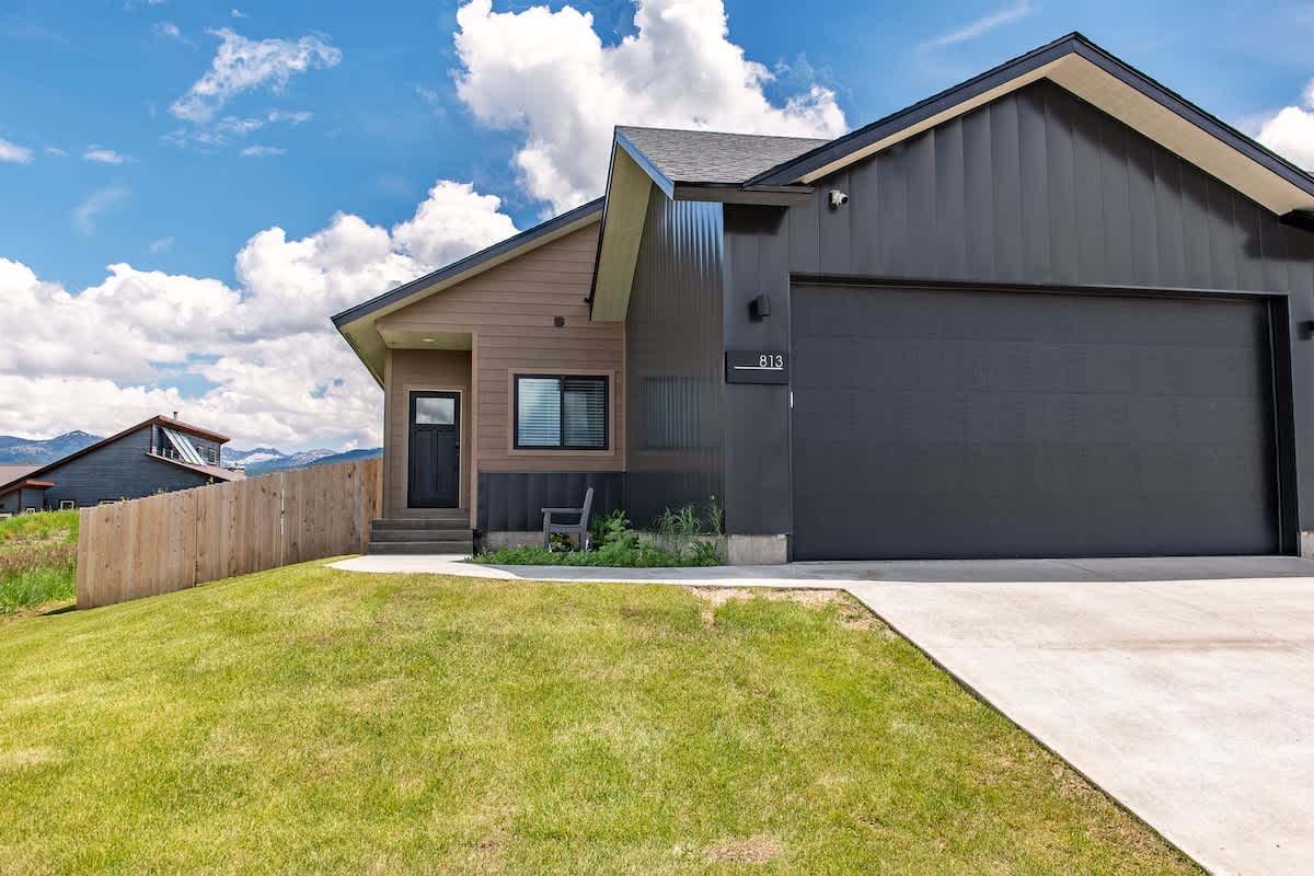 In Town Retreat with Hot Tub with Teton views — Driggs, ID — vacation rental