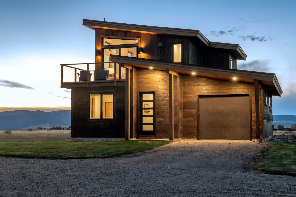 Luxury Loft Retreat with Stunning Mountain Views — Driggs, ID — vacation rental