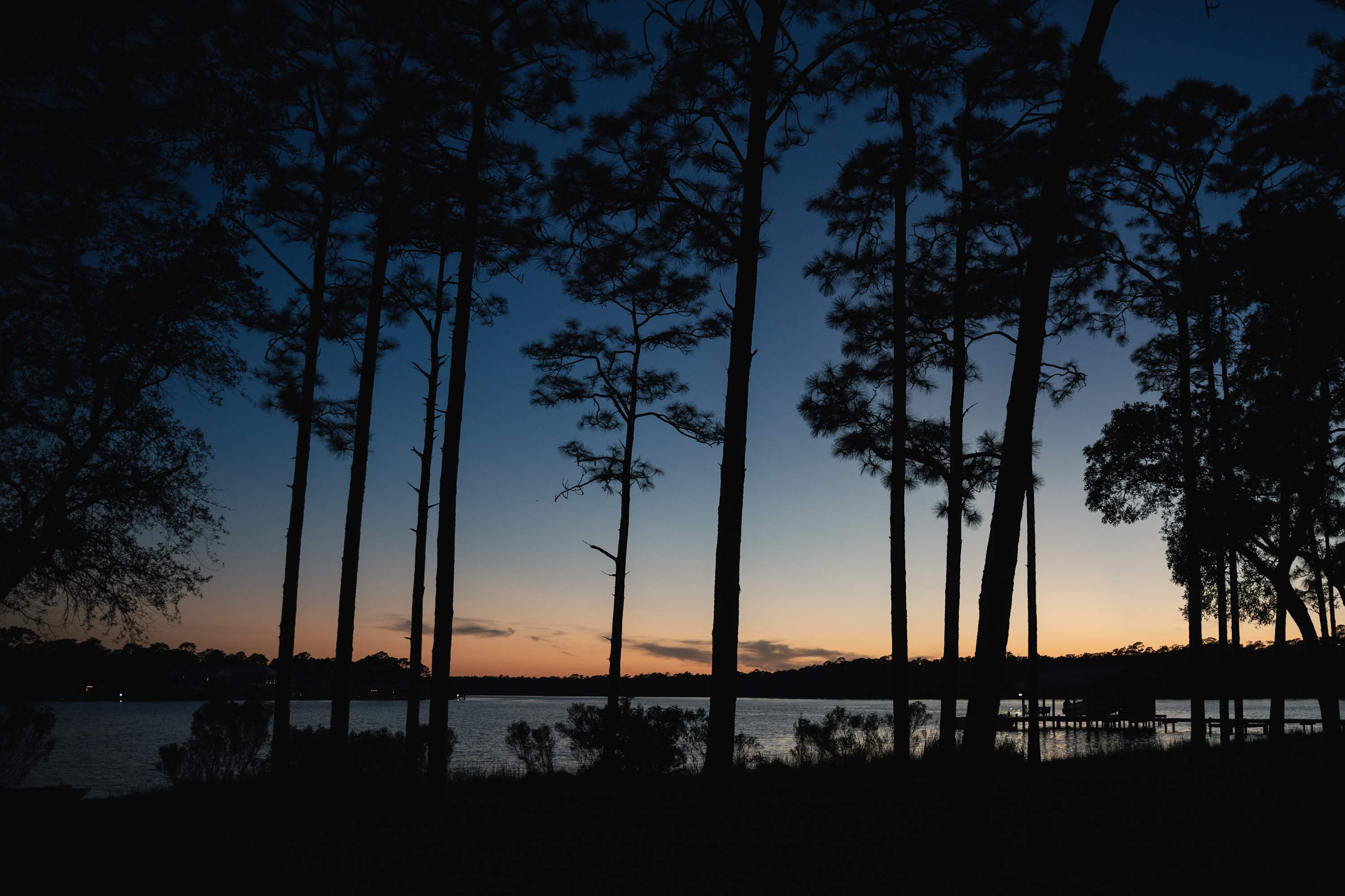 Waterfront Compound for 23 + Pets | Private Boat Dock, Multiple Living Areas | Free Tickets for Mini Golf, Helicopter Tours, Zoo Visits, + Cruises! 5