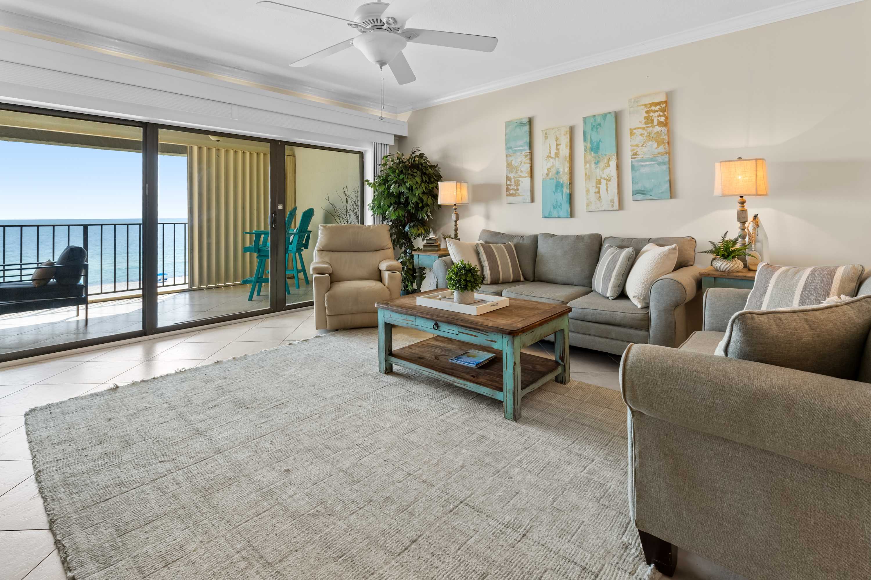 Spacious Condo with Beachfront Balcony, Pools, Sauna + More | Ticket Deals for Dolphin Cruises, Helicopter Tours, Golf Trips, + more! 6