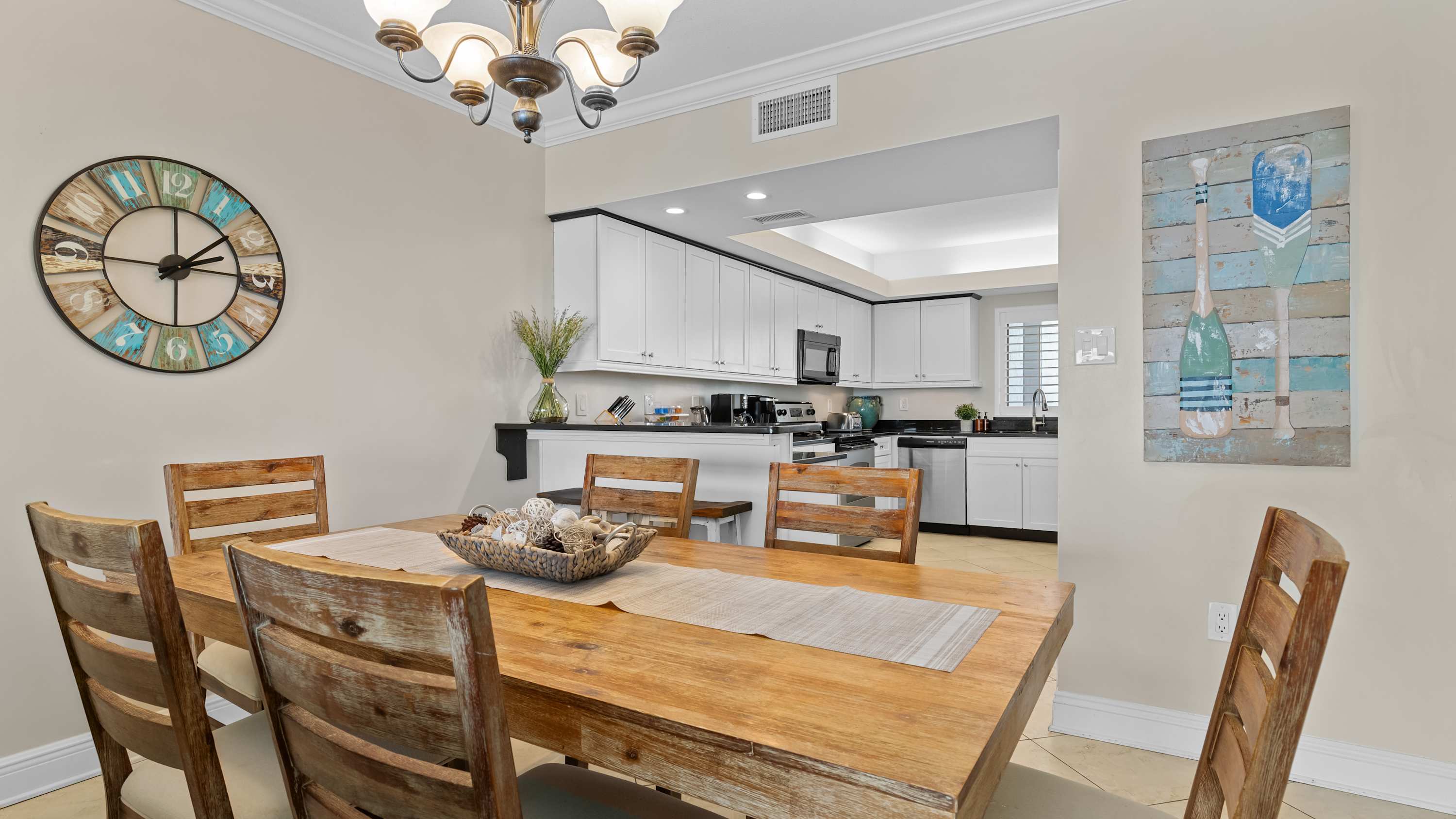 Spacious Condo with Beachfront Balcony, Pools, Sauna + More | Ticket Deals for Dolphin Cruises, Helicopter Tours, Golf Trips, + more! 3