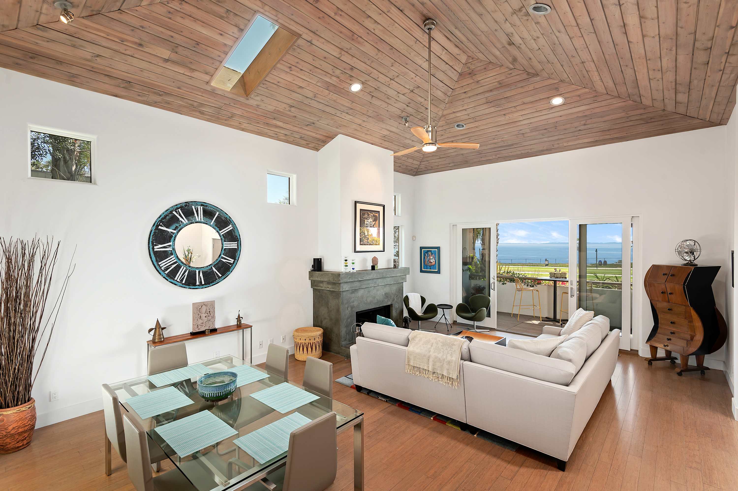 Living area with balcony and ocean view