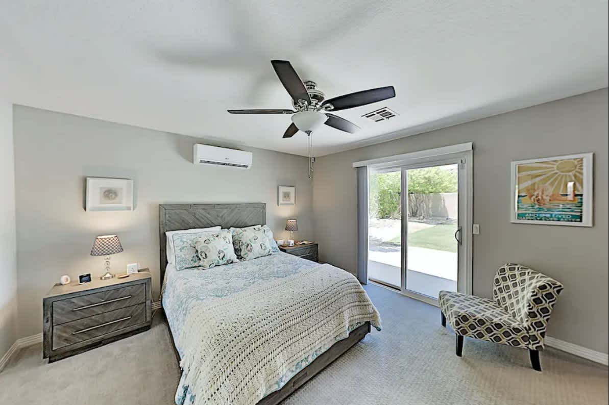 Luxe Retreat - Backyard Oasis 4