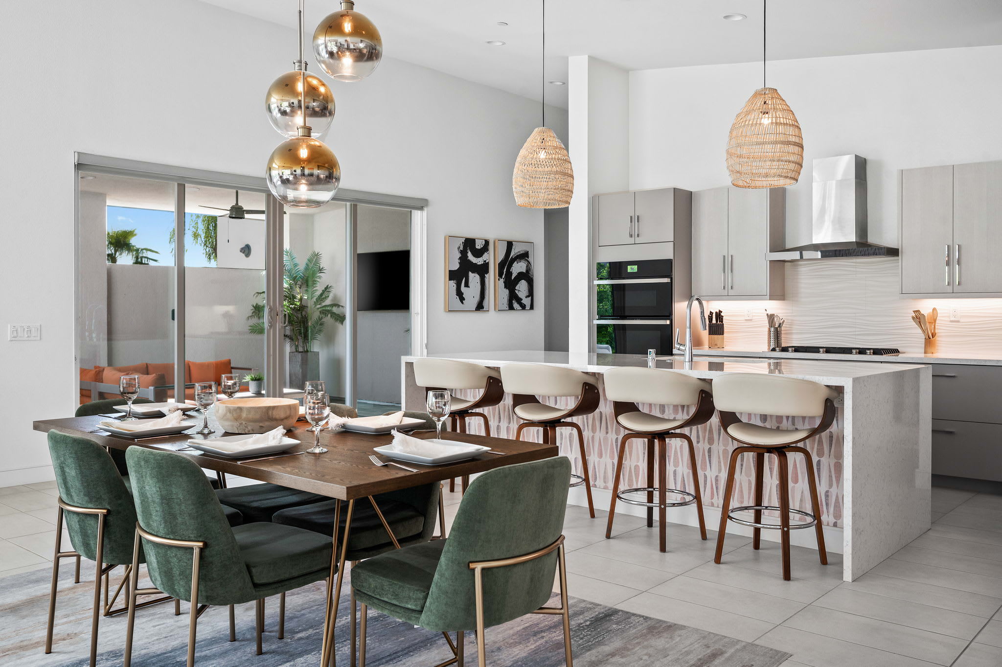 1 mi from Tennis Garden - Corn hole - Pool Access 4