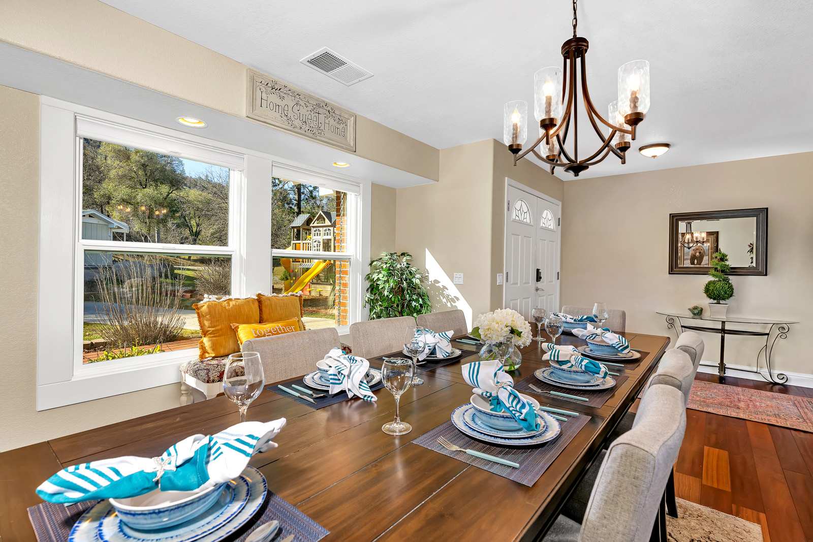 Awesome Views, Game Room, Hot Tub and More! 4