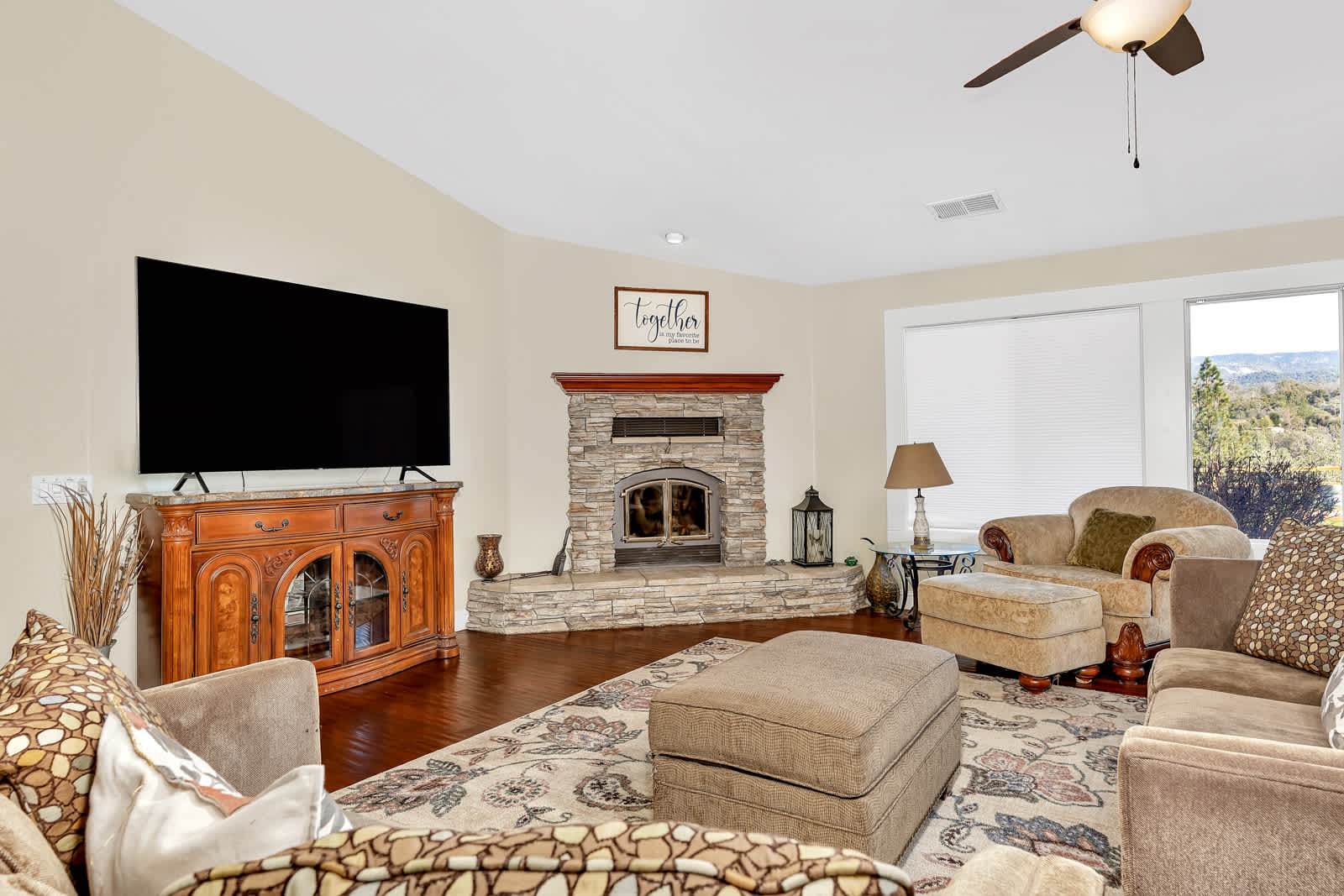 Awesome Views, Game Room, Hot Tub and More! 7