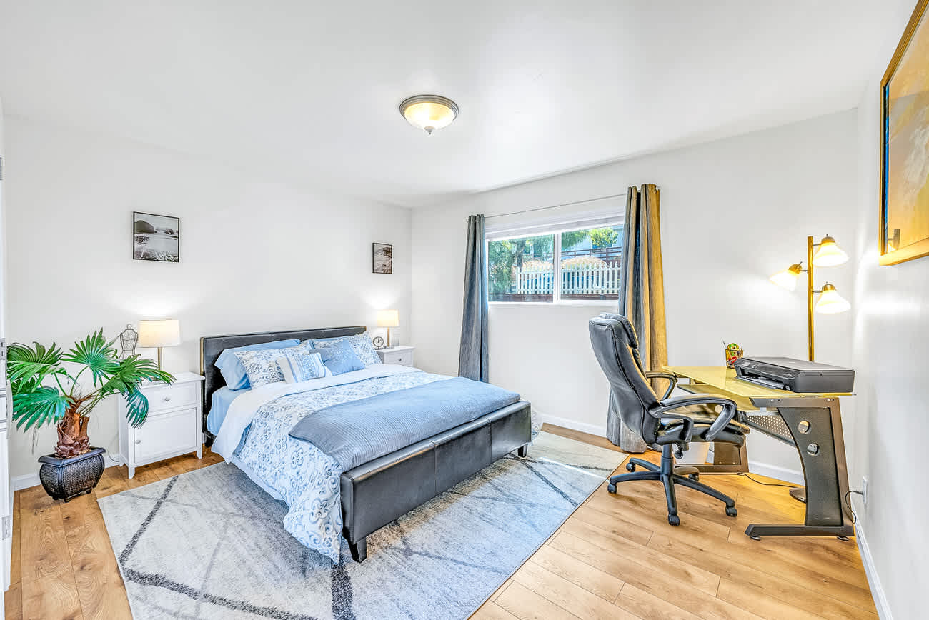 Cozy Oaks - A Coastal Getaway with Idyllic Scenery! 3