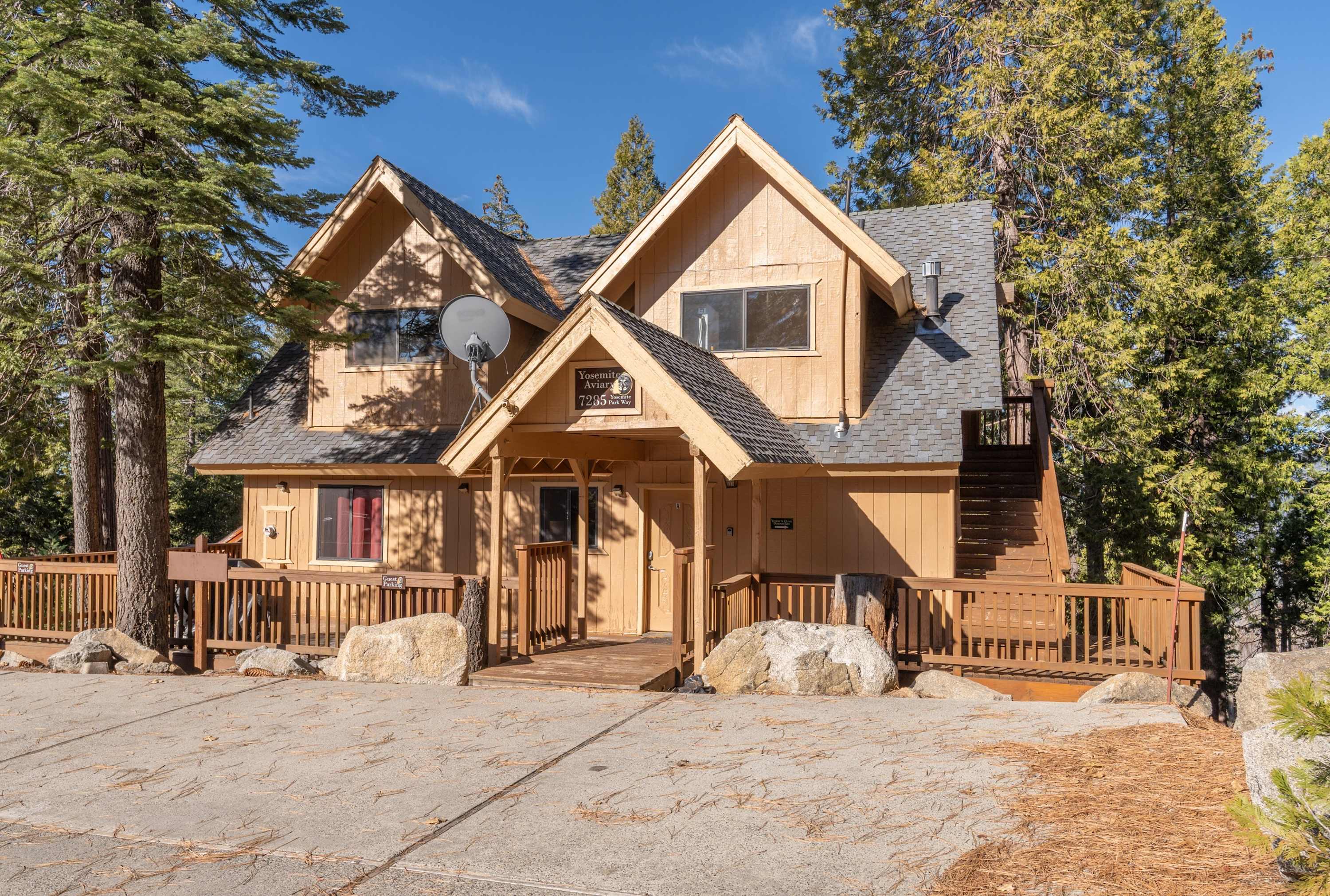 Yosemite Quail - Nestled in with a View!