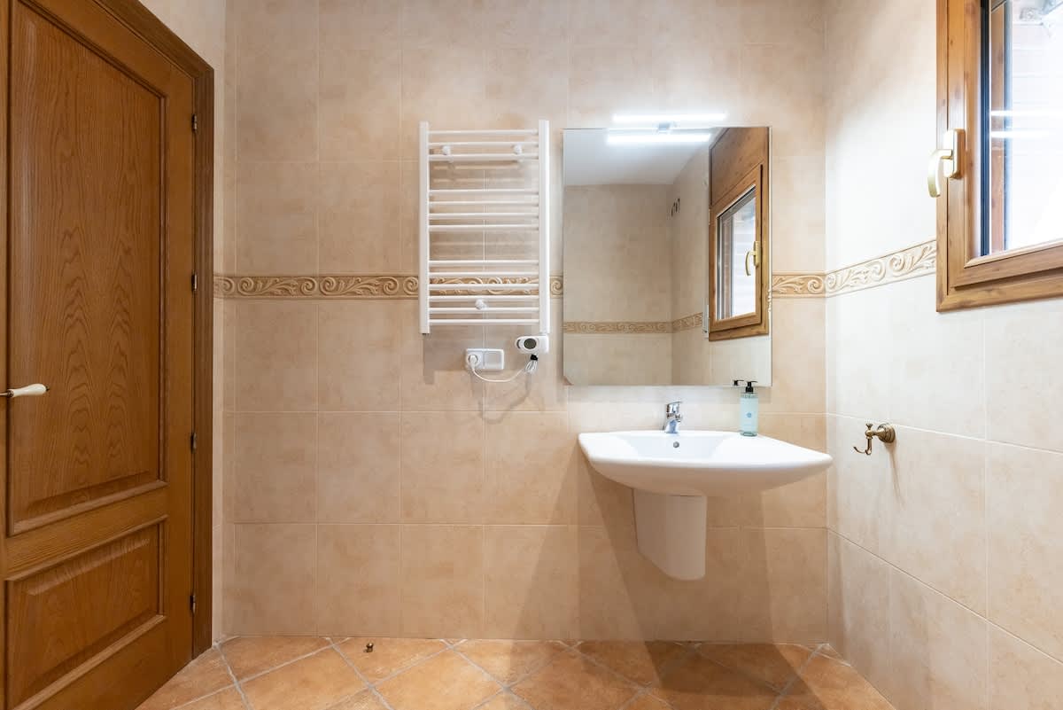 Property thumbnail 36