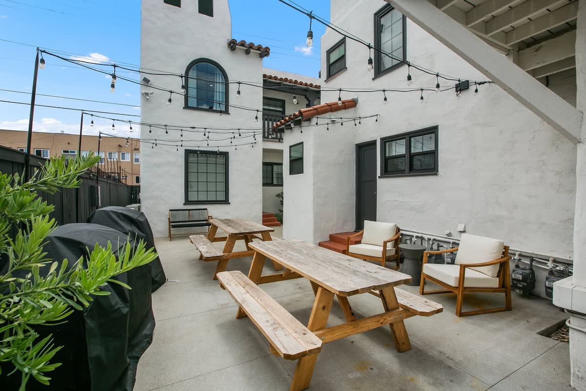Elegant Spanish Style Home in Hillcrest Area - Foto 27