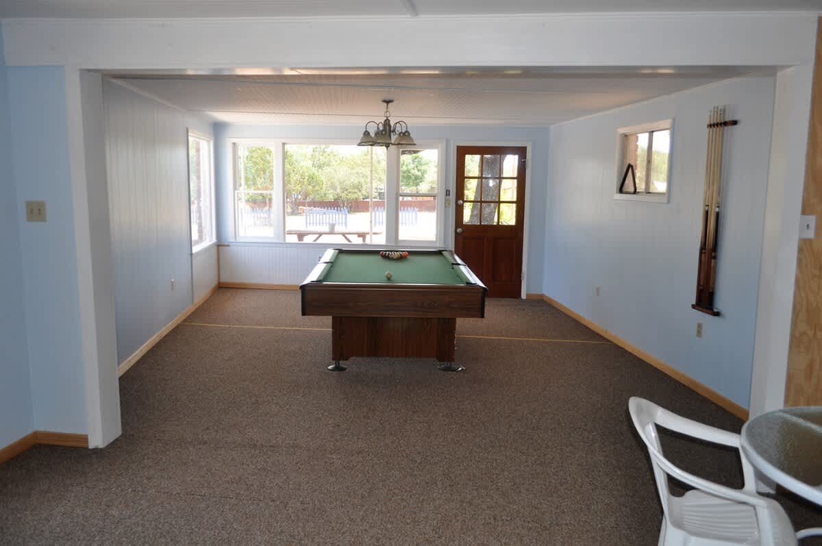 1BR/Lakeview Cabin/Pool/GameRoom/BuchananDam
