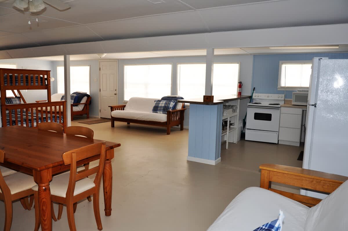 1BR/Lakeview Cabin/Pool/GameRoom/BuchananDam
