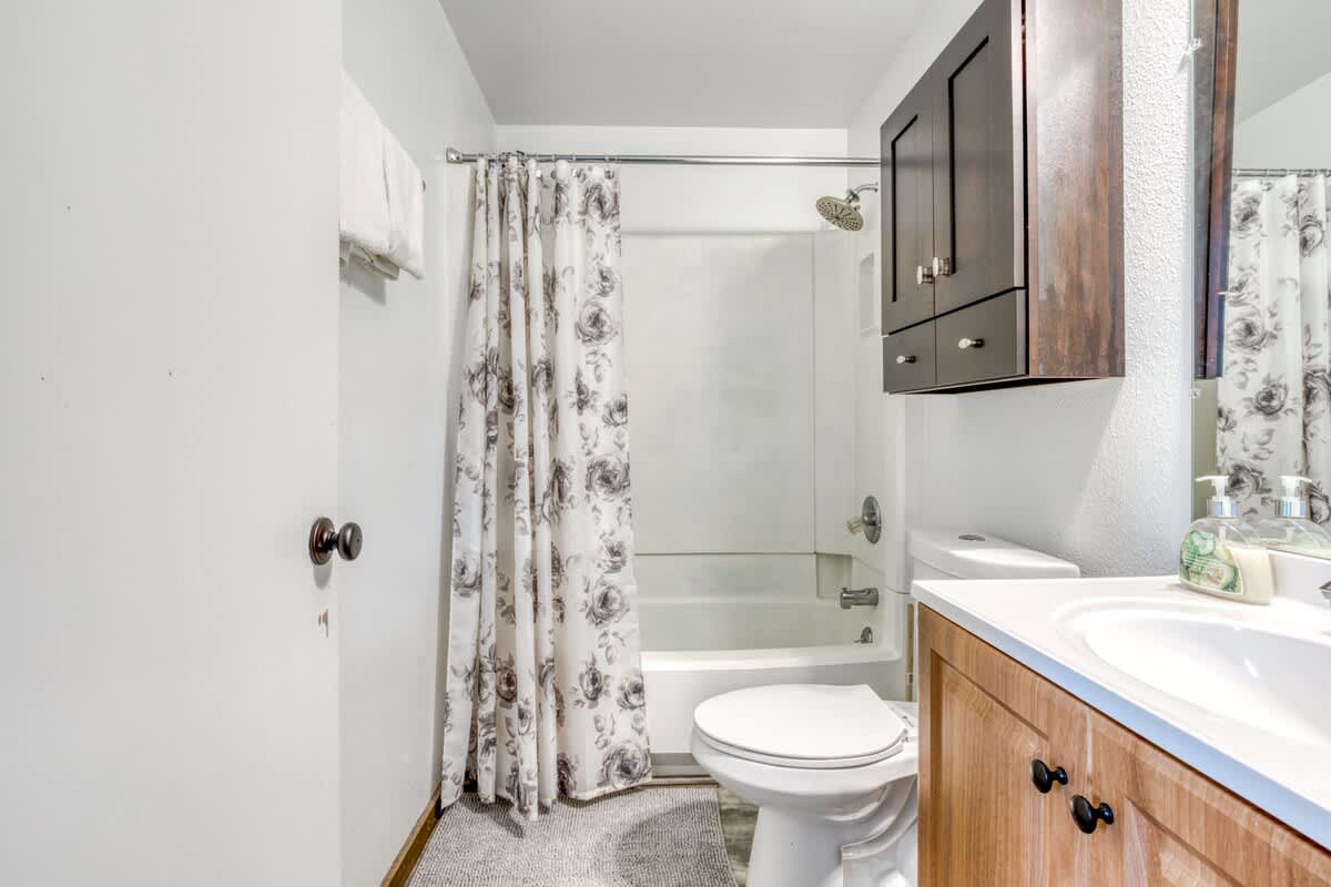 Main Bathroom