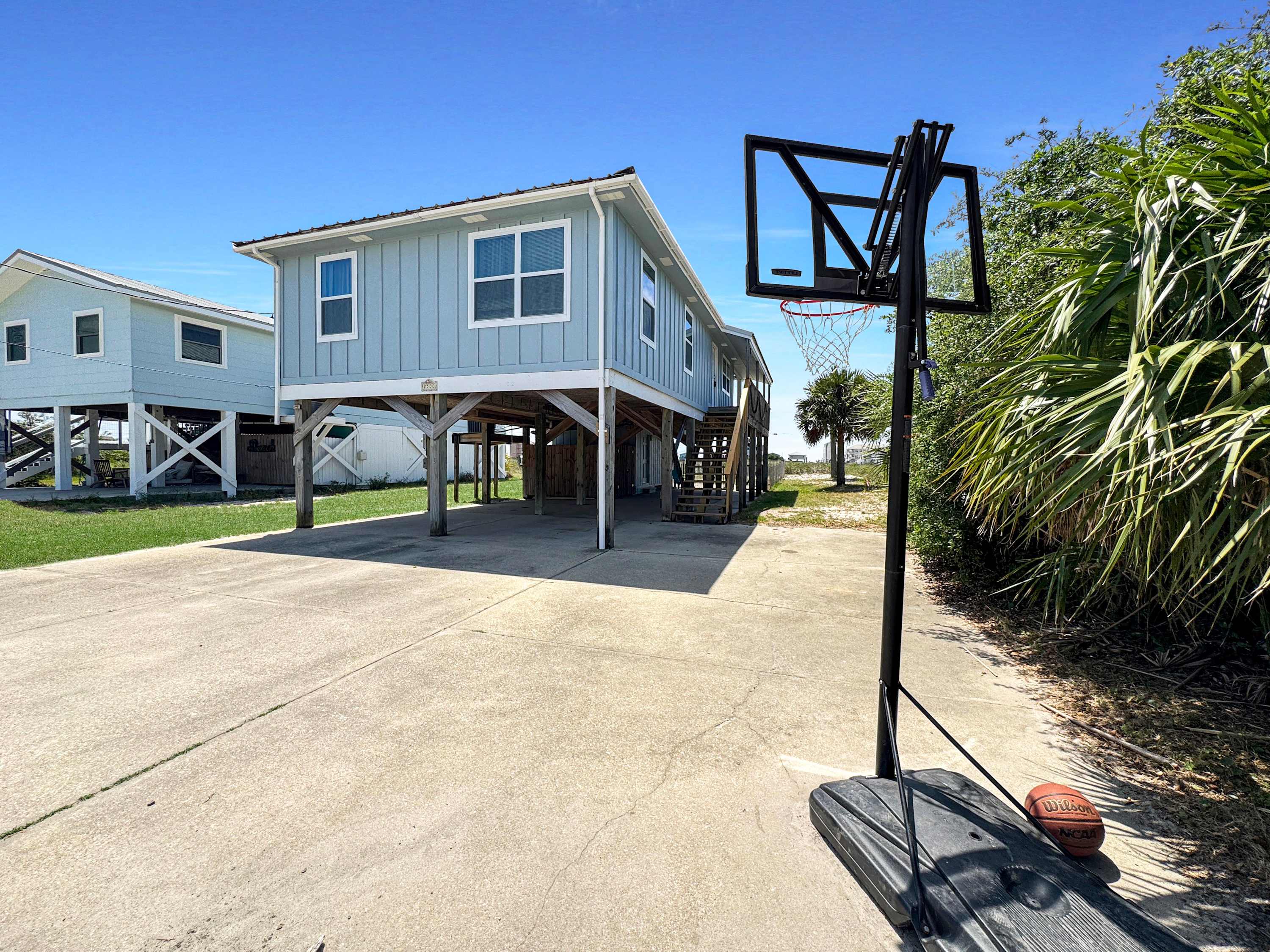 Bungalow by the Beach | $400 FREE ACTIVITIES!