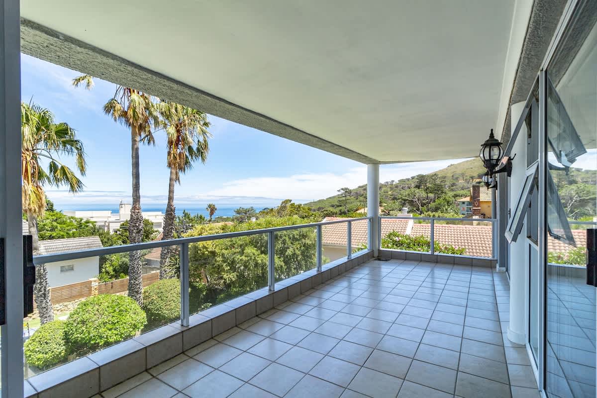 Spacious Retreat, Camps Bay