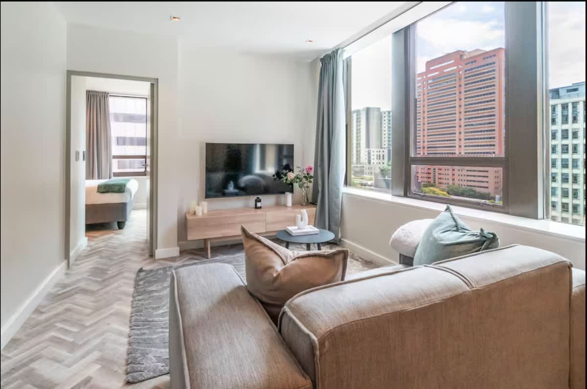 Luxury One Bed Apartment, Foreshore, Cape Town