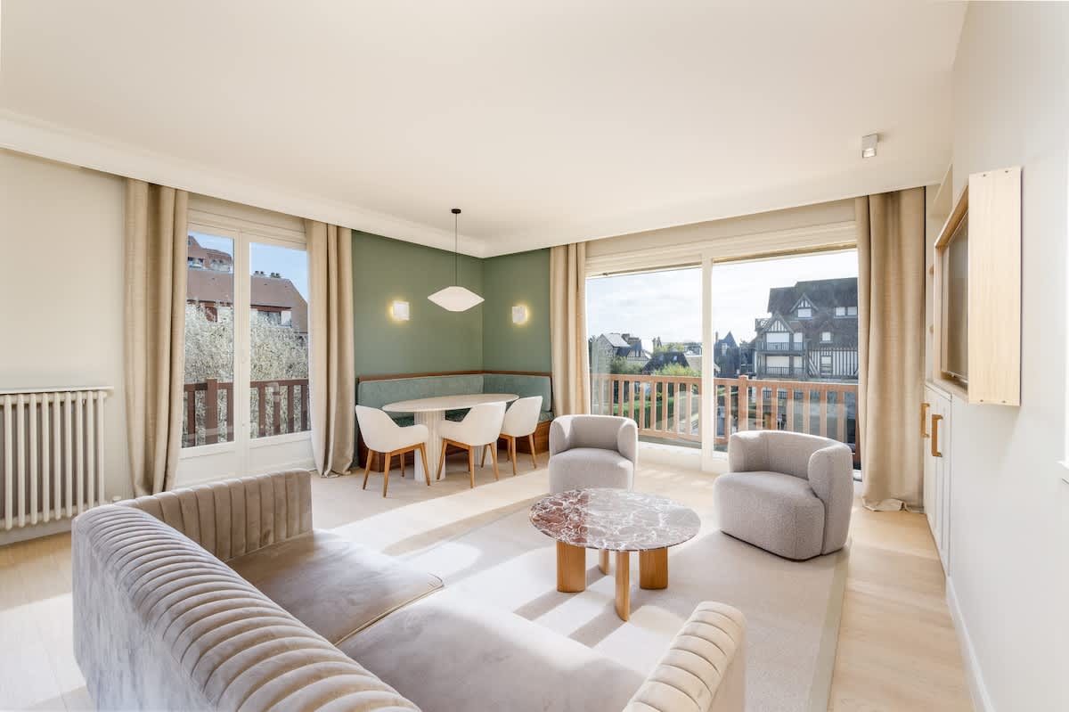 Luxury sea view 3BR-2BA with services in Deauville — Deauville, Normandie — vacation rental