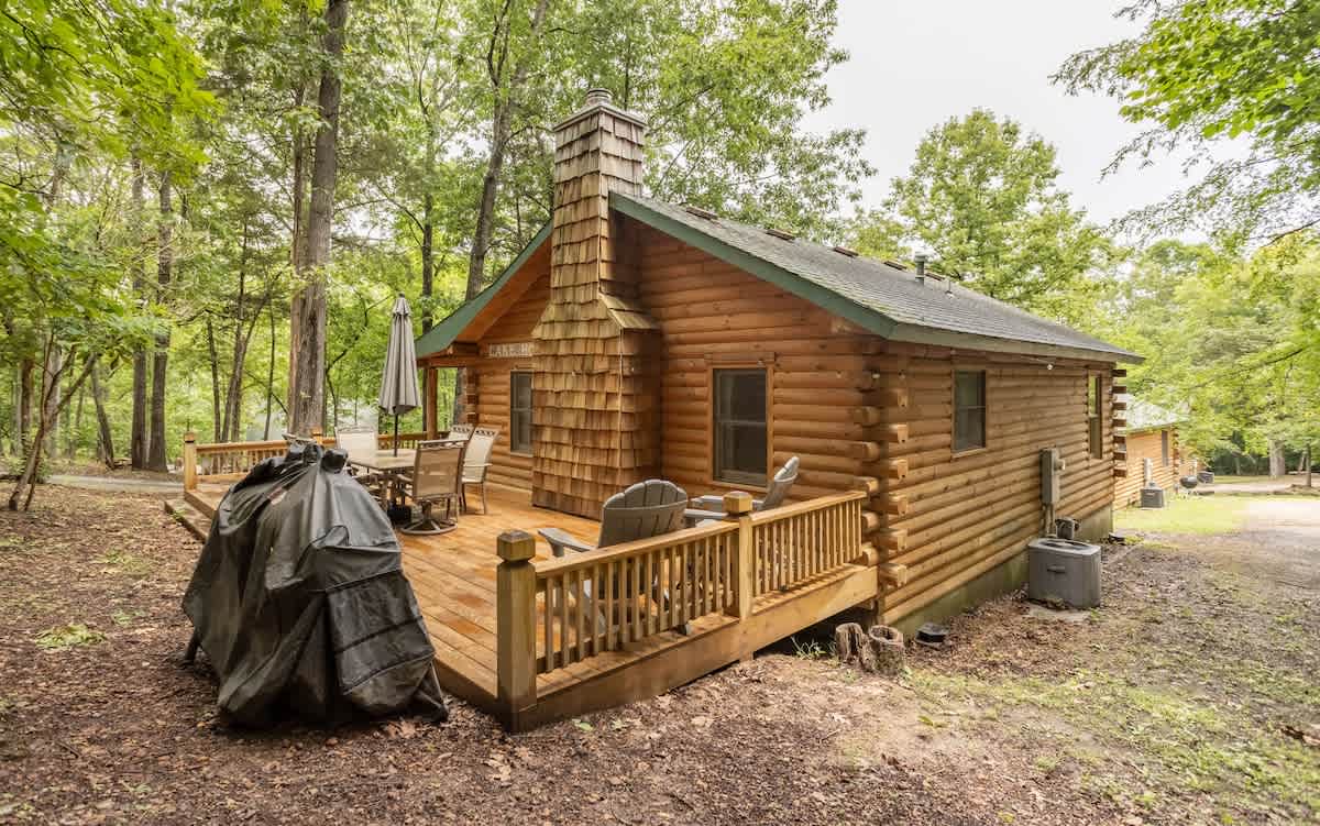 Table Rock Lake Cabin - Sassafras #14 with Lake Access, Hot Tub, Outdoor Pool — Shell Knob, MO — vacation rental