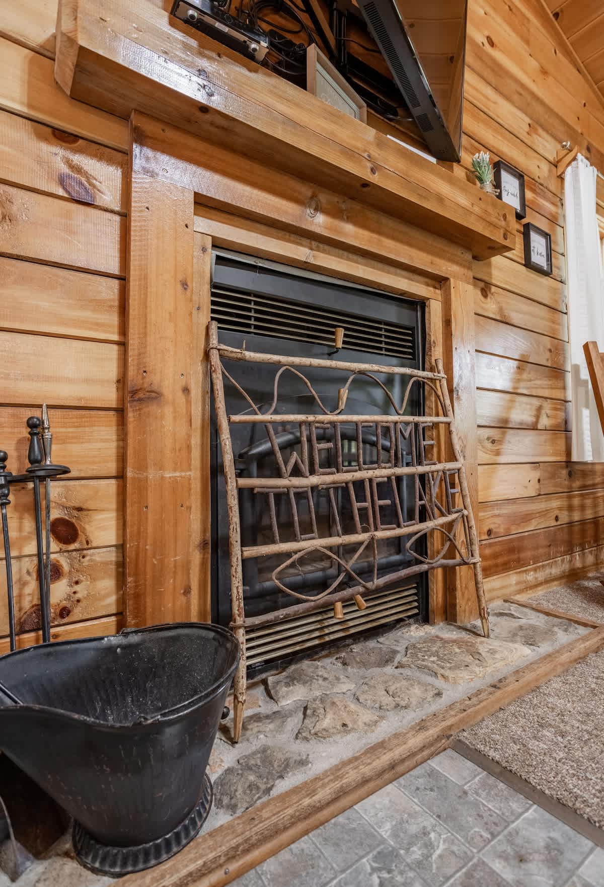 Table Rock Lake Cabin - Hawthorn #12 with Lake Access, Hot Tub, Outdoor Pool — Shell Knob, MO — vacation rental