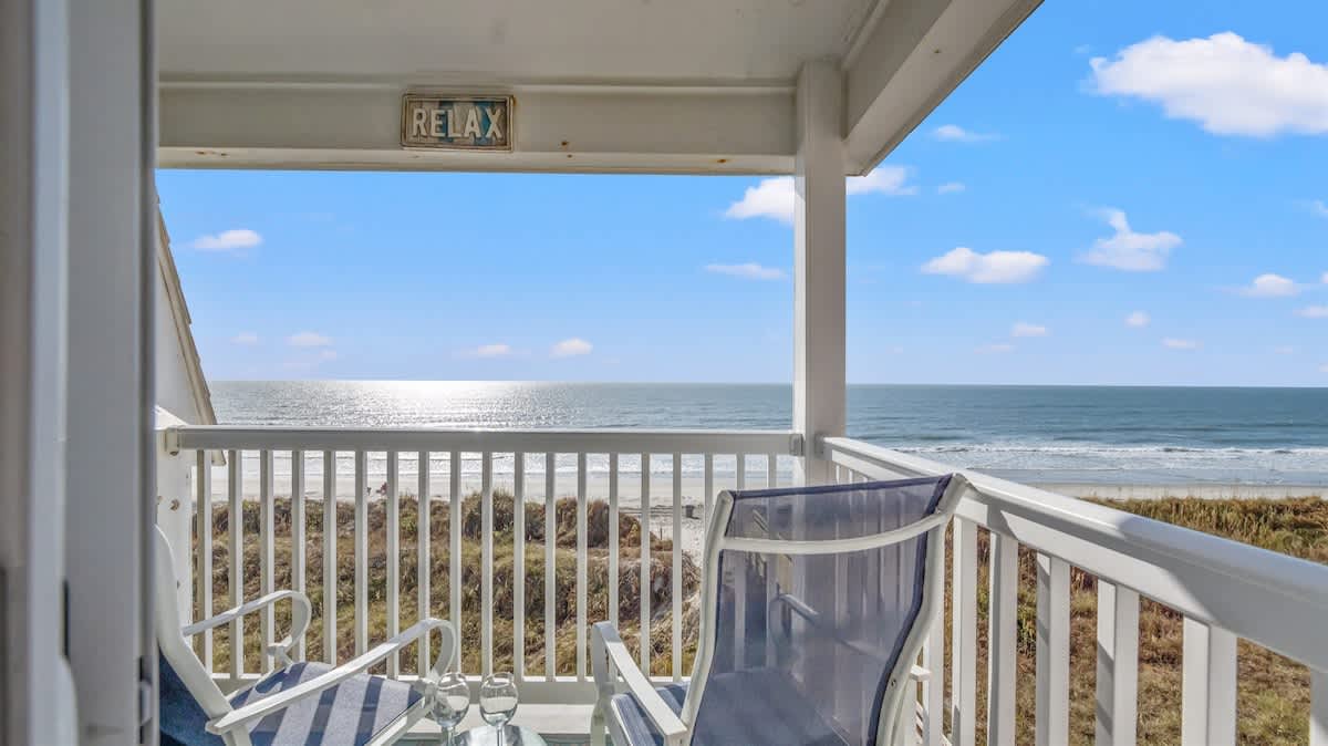 Warm Oceanfront 2BR,King Pool,P4 — North Myrtle Beach, SC — vacation rental