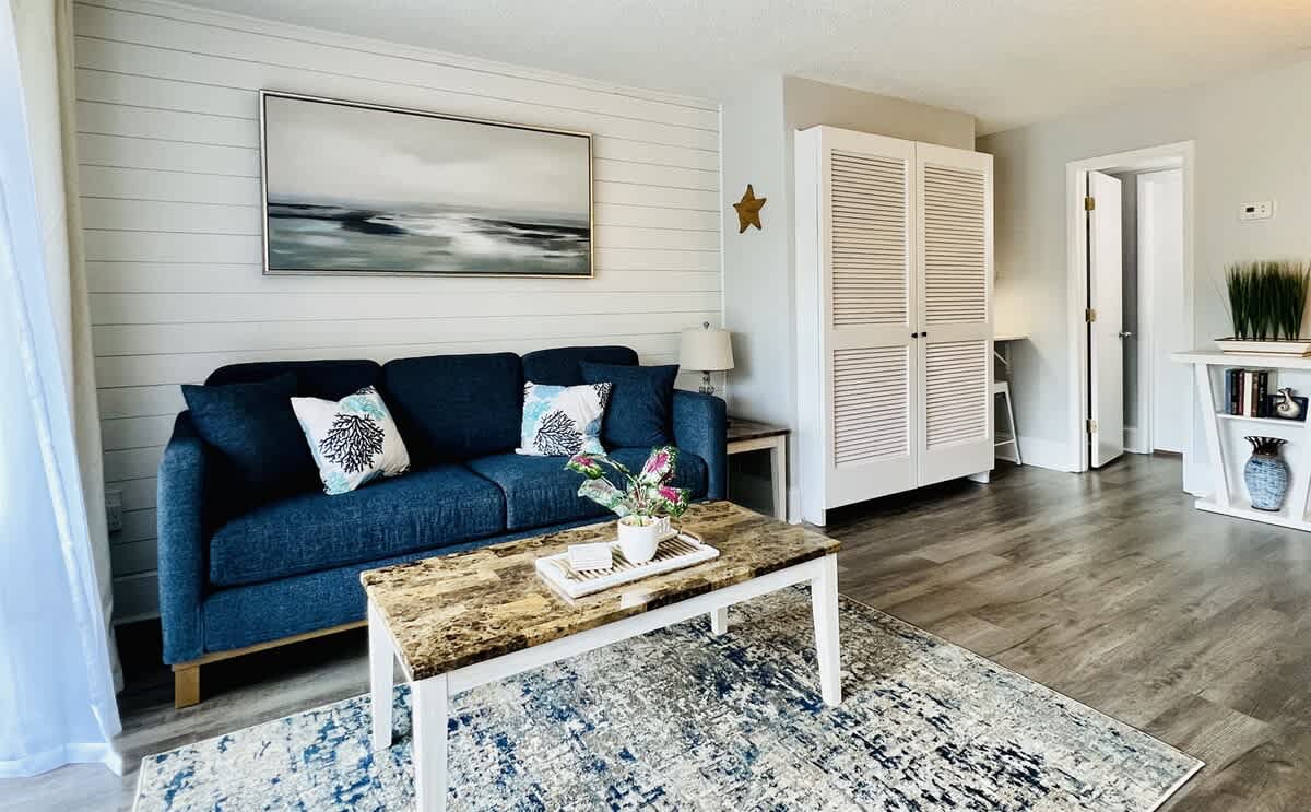 Chic Beach View Condo,King,Pool,H401 — Myrtle Beach, SC — vacation rental