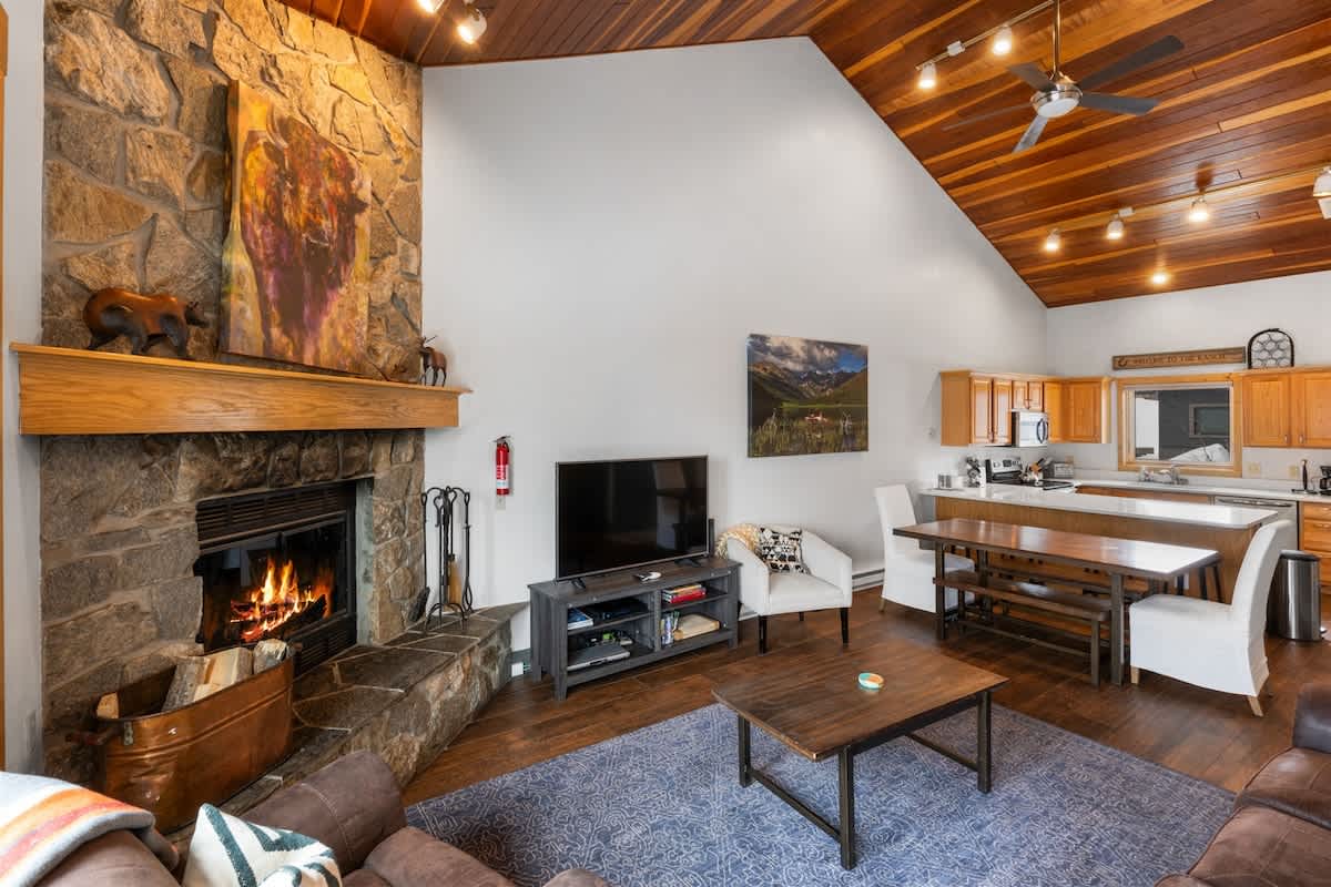 Incredible Ski-Access: 3 Bed Chalet with HotTub — Big Sky, MT — vacation rental