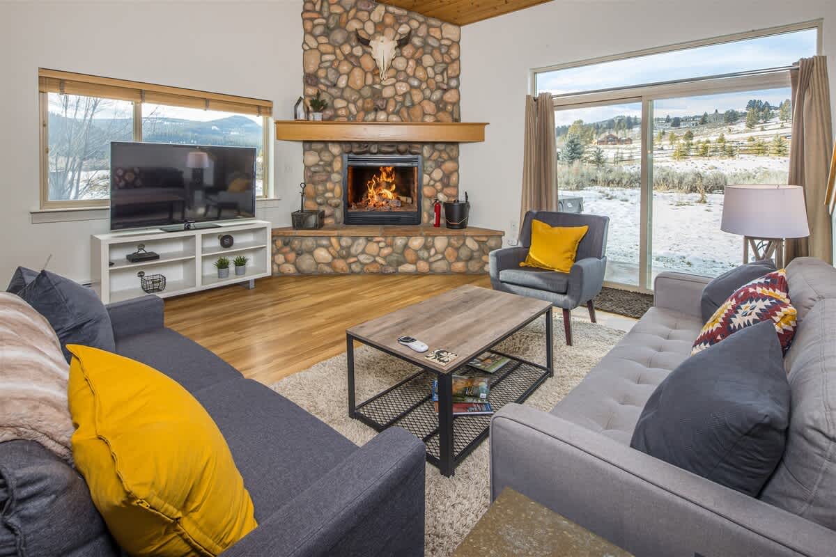 Beautiful Firelight Chalet-Big Sky Town Center — Big Sky, MT — vacation rental
