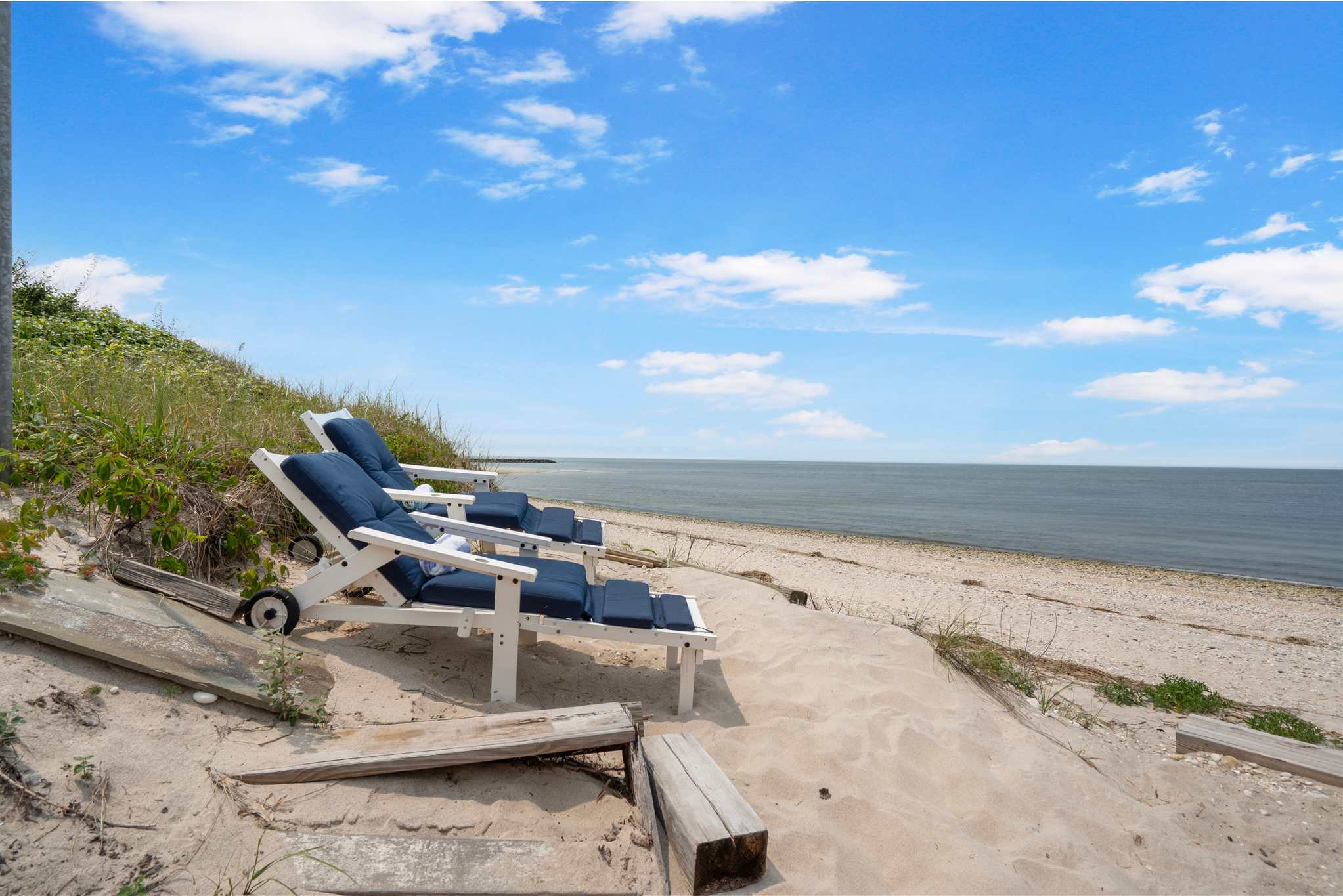 Rustic Beachfront Cottage with Private Beach