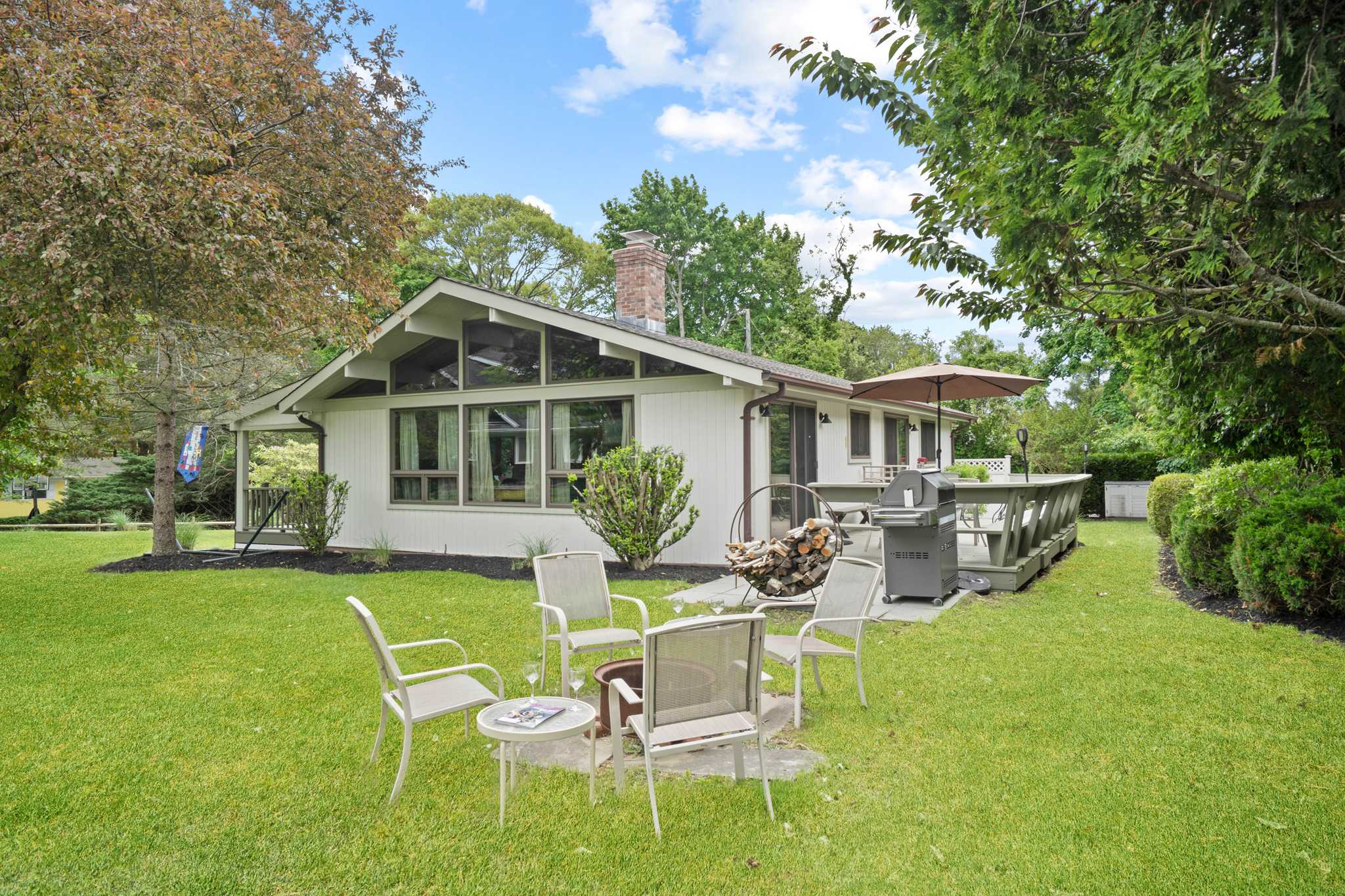 East Marion 3BR | Fireplace, Deck, Beach Access