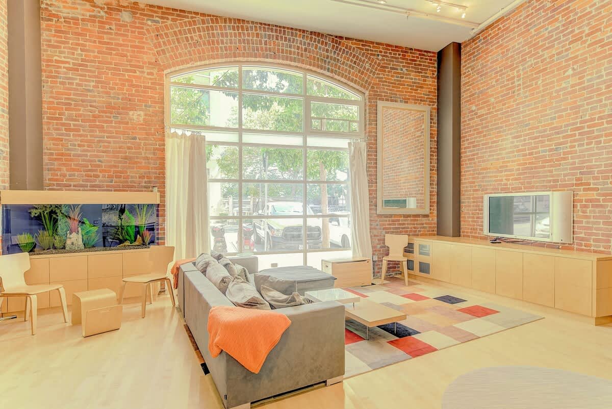 Spacious Luxury Historic Loft in Downtown SF 6