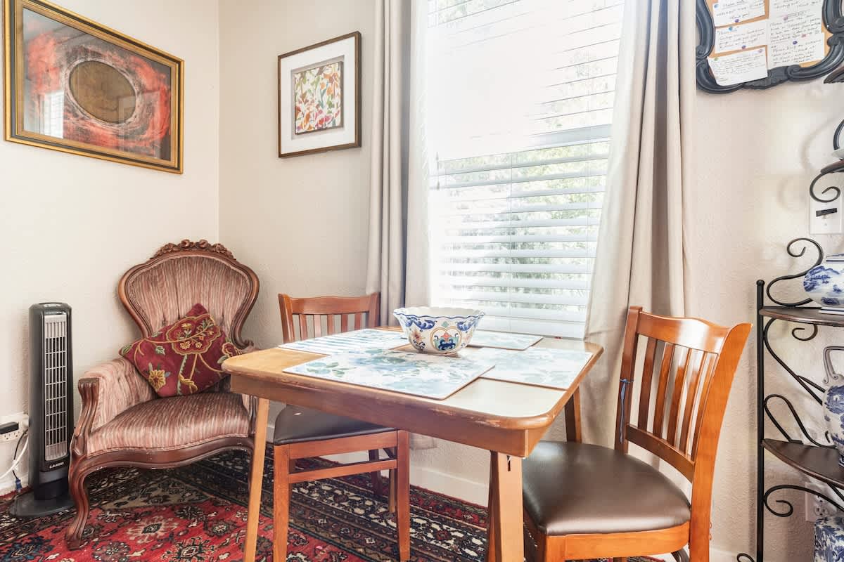 Serene Private Suite Patio ~ Upscale Berkeley 2
