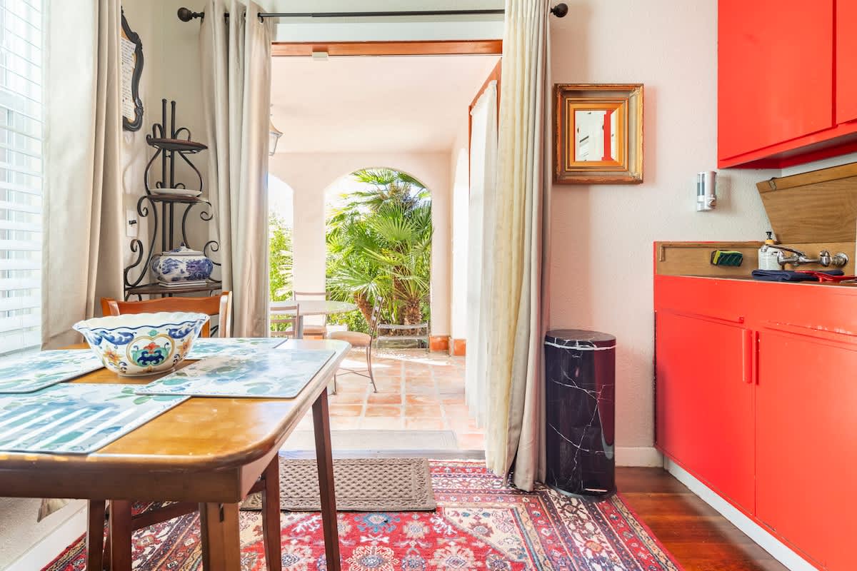 Serene Private Suite Patio ~ Upscale Berkeley 5