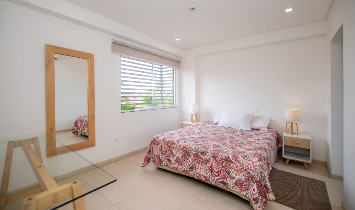 c979aa61 e727 43 Q4EKd